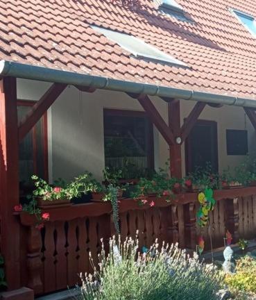 Maria Apartman Balatonkeresztur Exterior photo